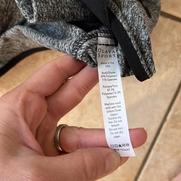 Olaya Sport Skirt Gray Golf Tennis Skort with black trim & details, Sz XS - Picture 3 of 8